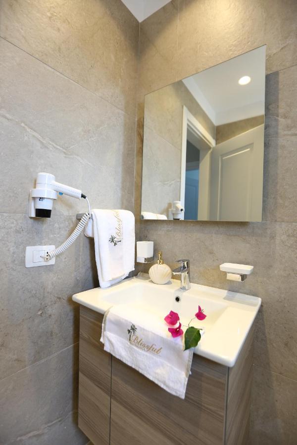 Blissful Apartments Saranda Dış mekan fotoğraf