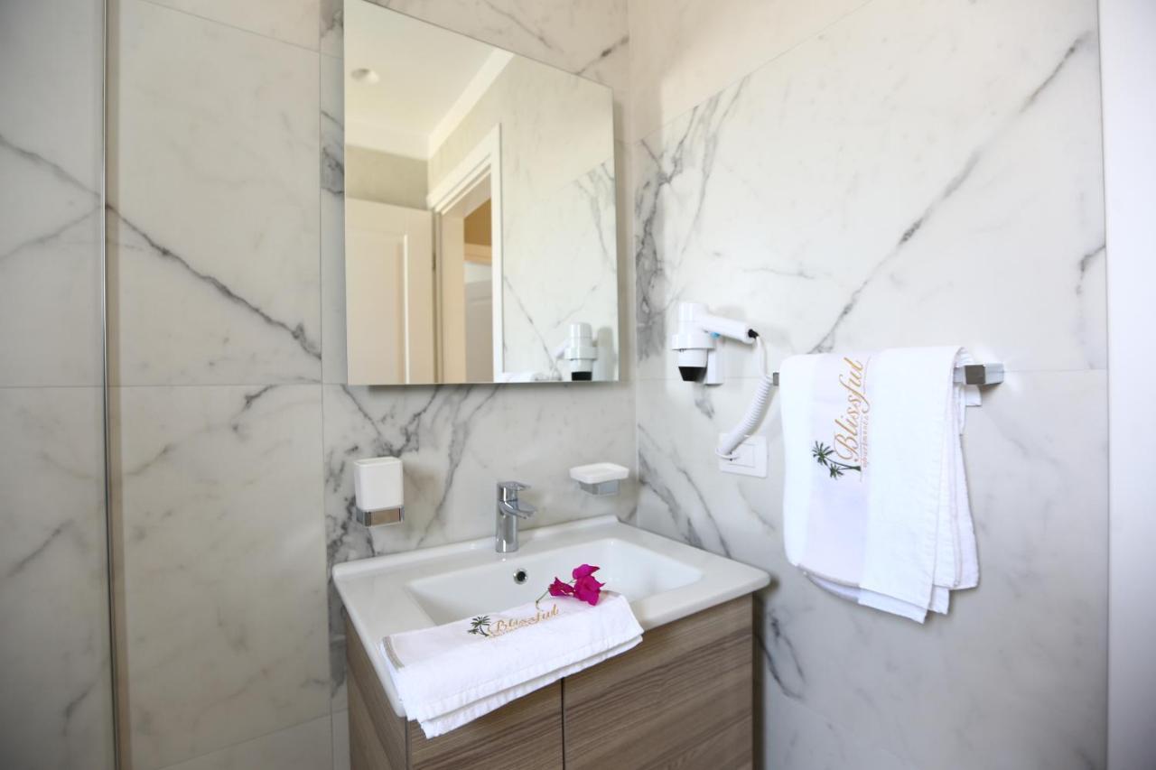 Blissful Apartments Saranda Dış mekan fotoğraf